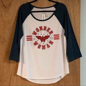DC COMICS WONDER WOMAN Stars & Stripes RAGLAN TEE!